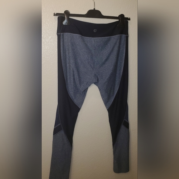 Vogo Athletica Sheer/Mesh Panel Leggings in Navy & Heather Blue - Picture 7 of 8